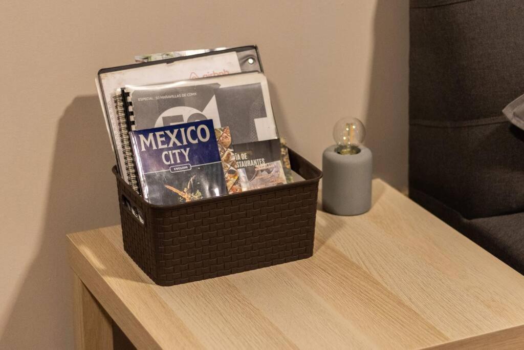 Apartment 205 Zocalo Cathedral 2bdrmb 2bath Fits 10 Ac *